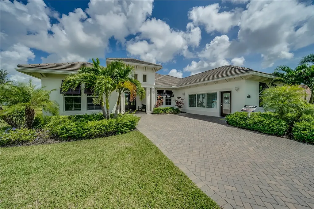 4520 Jacqueline Manor SW Vero Beach FL 32968