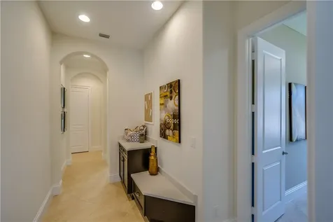 4520 Jacqueline Manor SW Vero Beach FL 32968