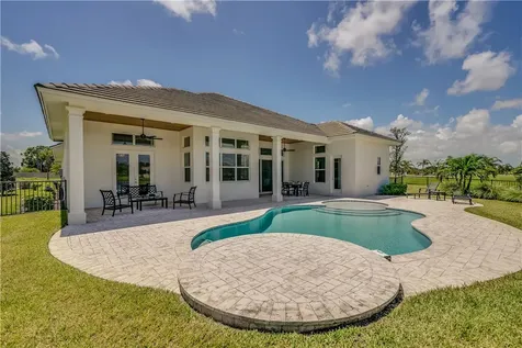 4520 Jacqueline Manor SW Vero Beach FL 32968