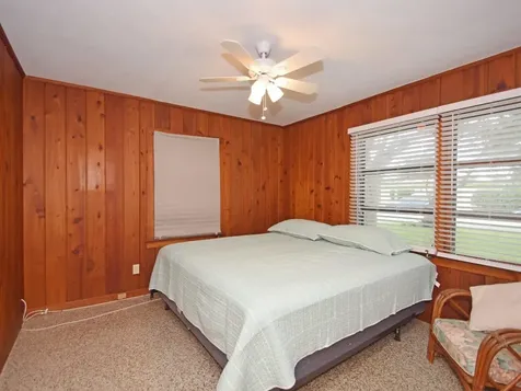 907 Ocean Place Vero Beach FL 32963