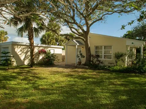 907 Ocean Place Vero Beach FL 32963