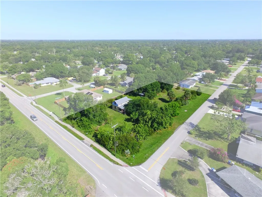 2416 8th Street Vero Beach FL 32962