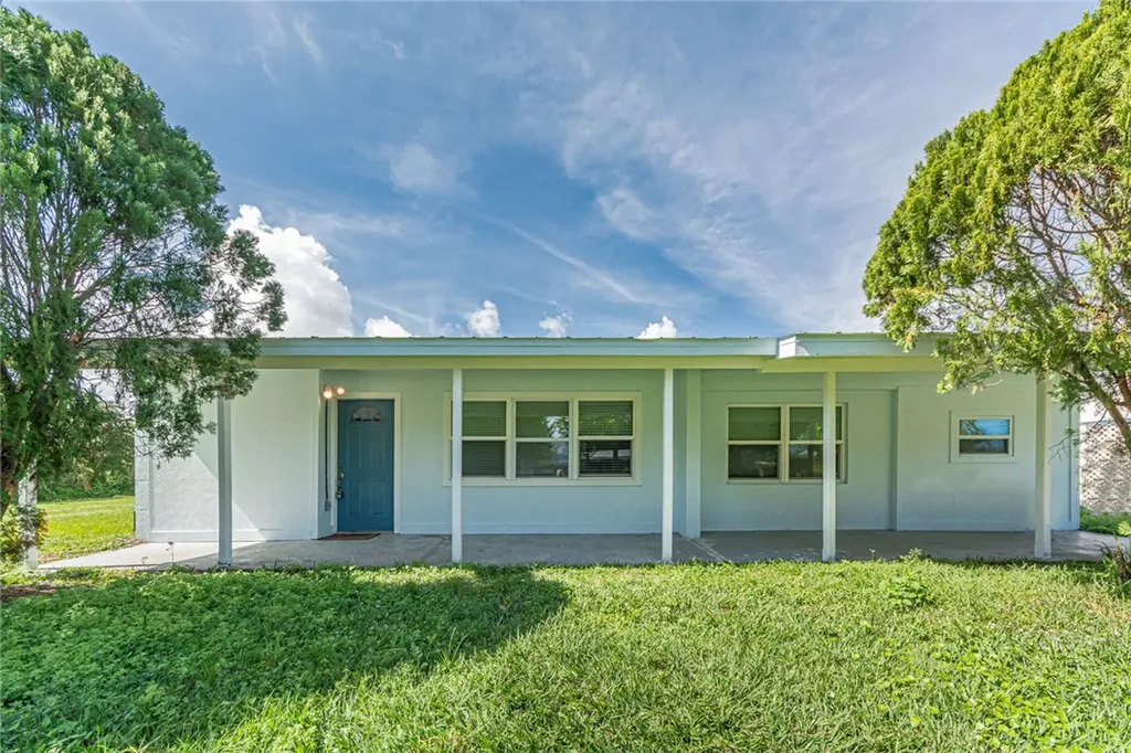 1411 5th Avenue Vero Beach FL 32960