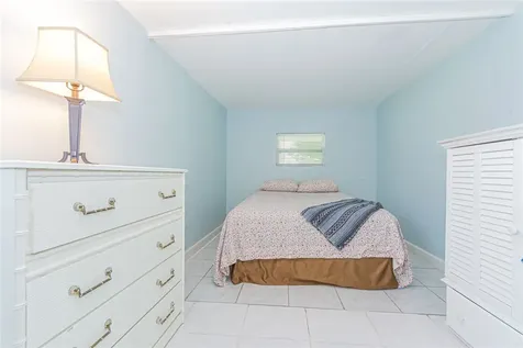 1411 5th Avenue Vero Beach FL 32960