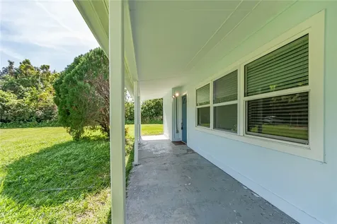 1411 5th Avenue Vero Beach FL 32960
