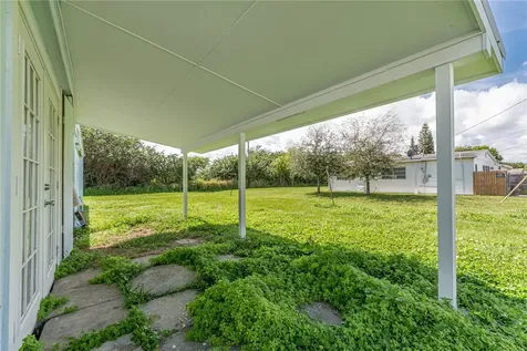 1411 5th Avenue Vero Beach FL 32960
