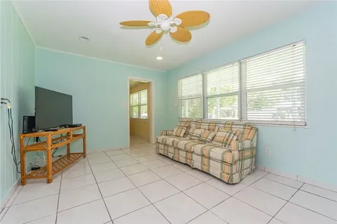 1411 5th Avenue Vero Beach FL 32960