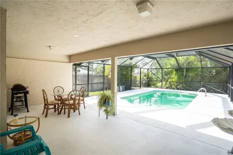 1045 18th Place SW Vero Beach FL 32962