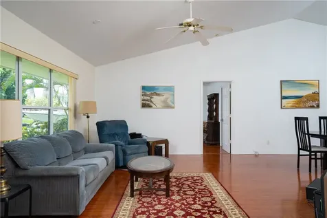 1045 18th Place SW Vero Beach FL 32962