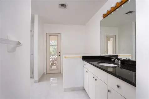 1045 18th Place SW Vero Beach FL 32962