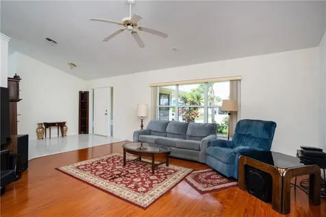 1045 18th Place SW Vero Beach FL 32962