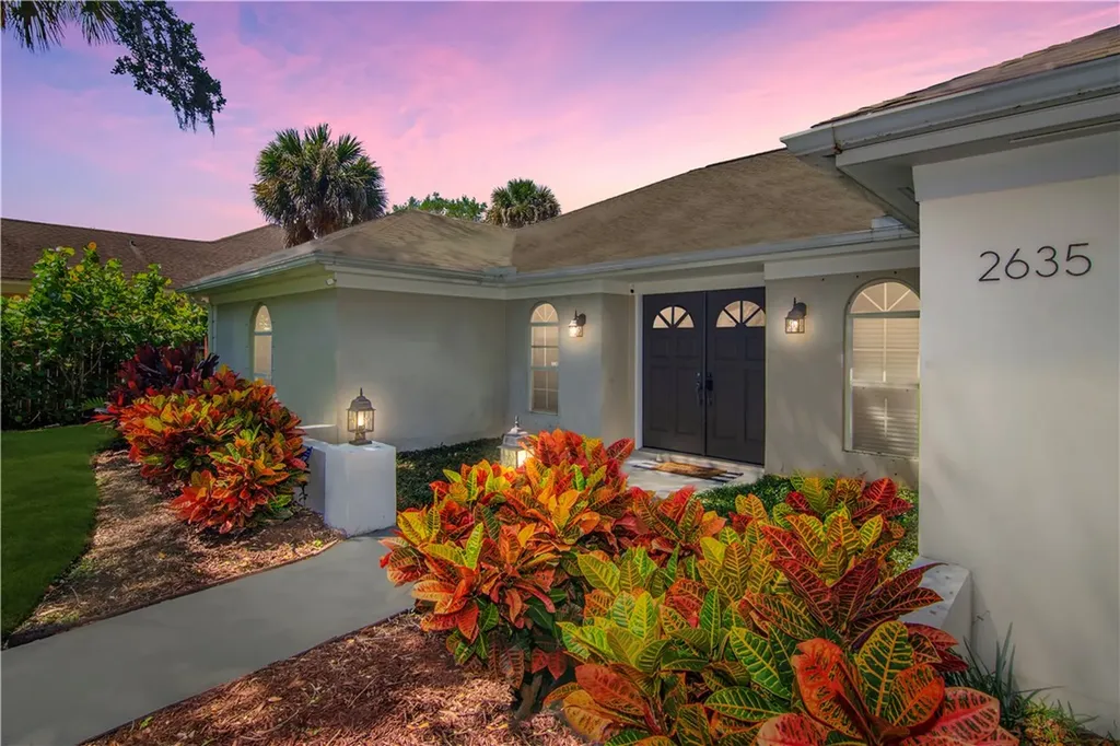 2635 Tropical Avenue Vero Beach FL 32960