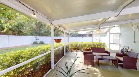 406 Lexington Avenue SW Vero Beach FL 32962