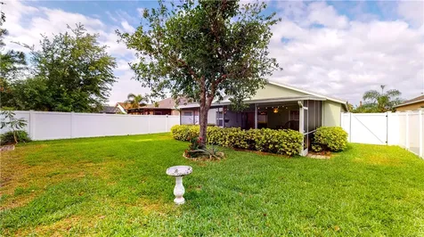 406 Lexington Avenue SW Vero Beach FL 32962