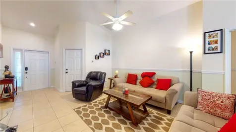 406 Lexington Avenue SW Vero Beach FL 32962