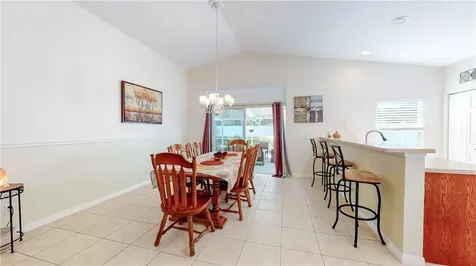 406 Lexington Avenue SW Vero Beach FL 32962