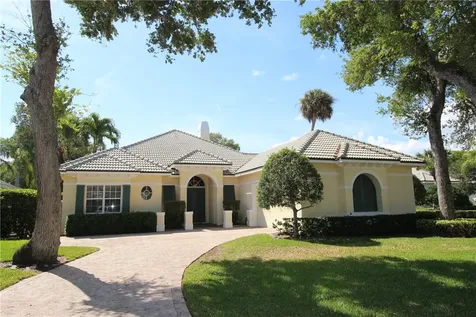 130 Island Cottage Lane Vero Beach FL 32963