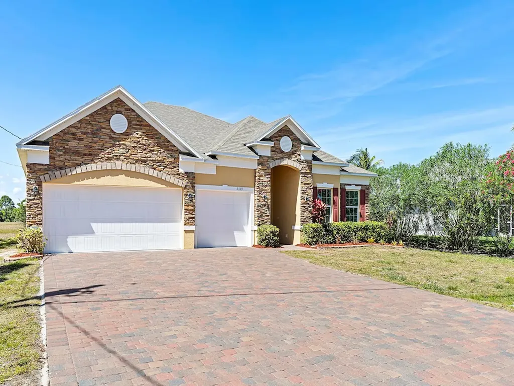 5339 NW Alam Circle Port St. Lucie FL 34986