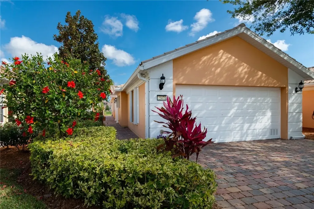 5470 Dominica Street Vero Beach FL 32967