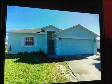 7826 102nd Avenue Vero Beach FL 32967