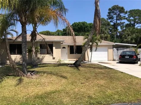 2337 SE Mariposa Avenue Port St. Lucie FL 34952