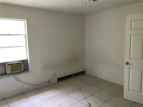1605 18th Avenue SW Vero Beach FL 32962