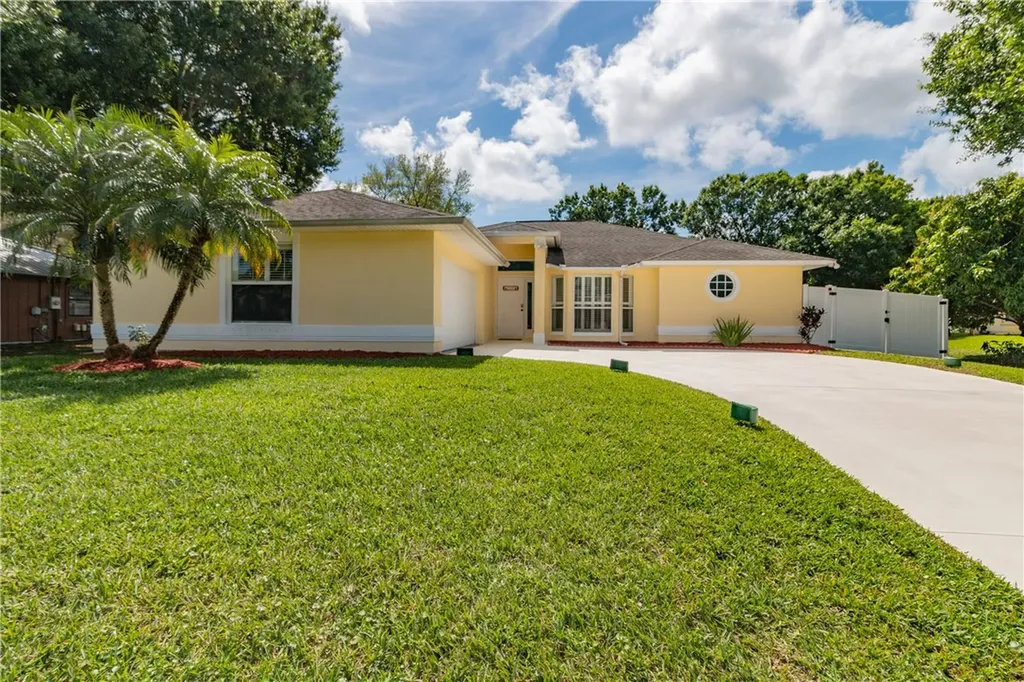 474 Lanfair Avenue Sebastian FL 32958