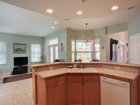 532 N Blue Island Street Sebastian FL 32958