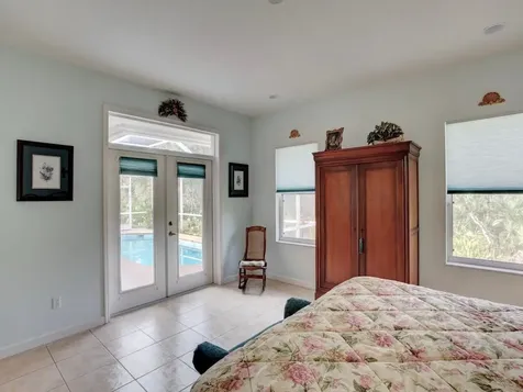 532 N Blue Island Street Sebastian FL 32958