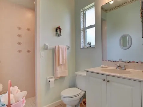 532 N Blue Island Street Sebastian FL 32958