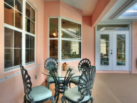 532 N Blue Island Street Sebastian FL 32958