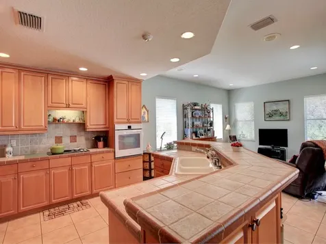 532 N Blue Island Street Sebastian FL 32958