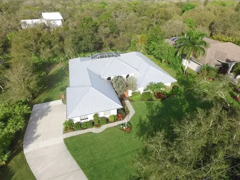 532 N Blue Island Street Sebastian FL 32958