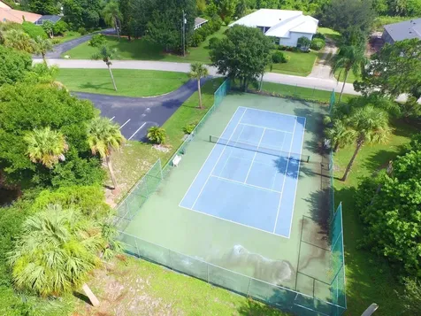 532 N Blue Island Street Sebastian FL 32958