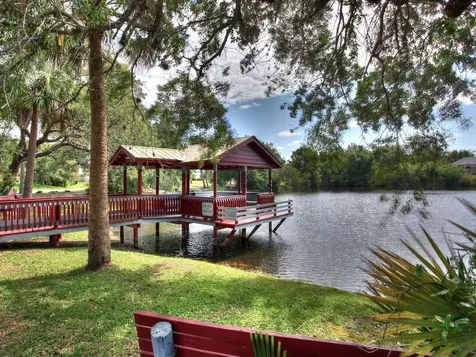 532 N Blue Island Street Sebastian FL 32958