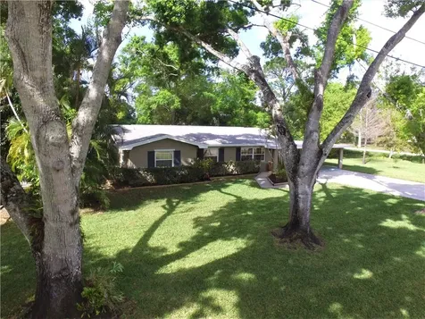 4495 60th Court Vero Beach FL 32967