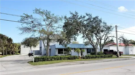 210 Old Dixie Highway Vero Beach FL 32962