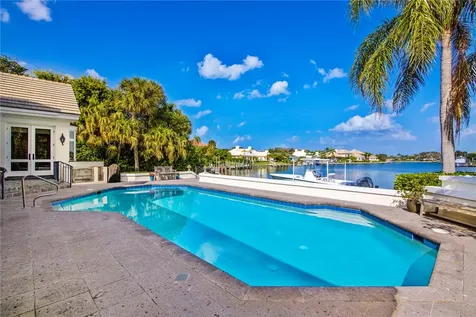 170 Anchor Drive Vero Beach FL 32963