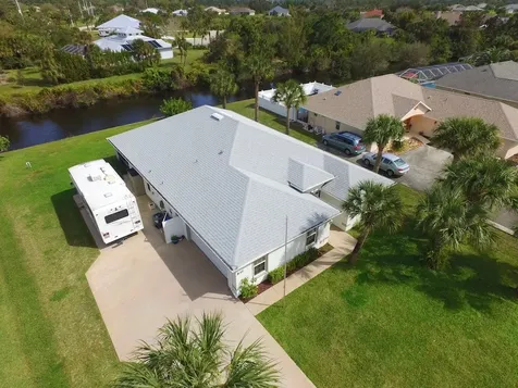 837 George Street Sebastian FL 32958