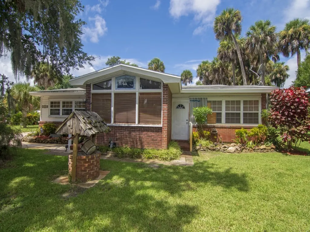 2221 8th Avenue Vero Beach FL 32960