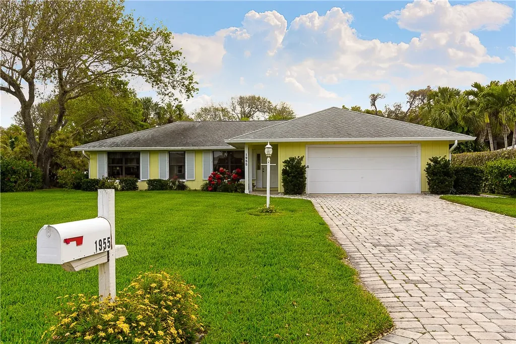 1955 Surfside Terrace Vero Beach FL 32963