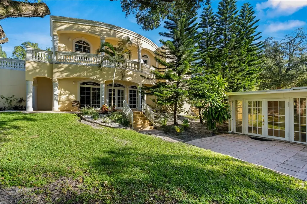 1996 Hedden Place Vero Beach FL 32966