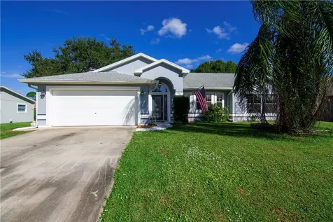882 Haverhill Avenue Sebastian FL 32958