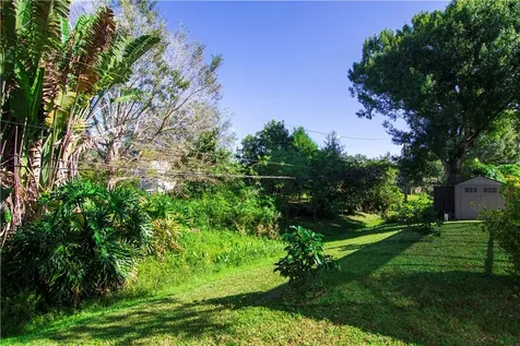882 Haverhill Avenue Sebastian FL 32958