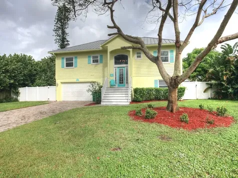 180 Mar Len Drive Melbourne Beach FL 32951