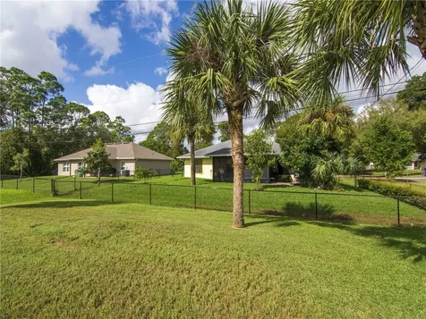 673 Breakwater Terrace Sebastian FL 32958