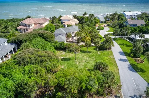 918 Holoma Drive Indian River Shores FL 32963