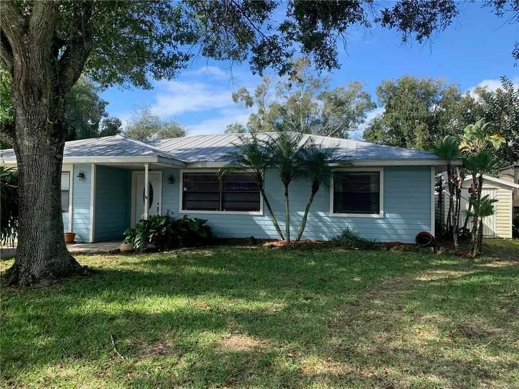 1325 20th Avenue SW Vero Beach FL 32962