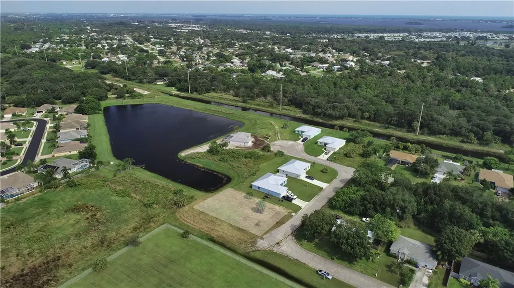 430 18th Place SW Vero Beach FL 32962