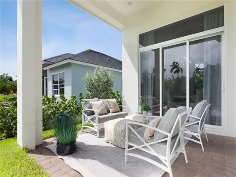 9253 Orchid Cove Circle Vero Beach FL 32963